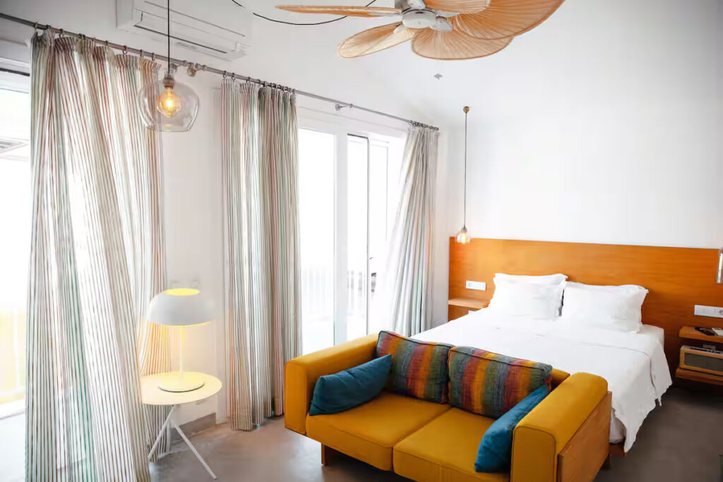 Comfort Tek Büyük Yataklı Oda