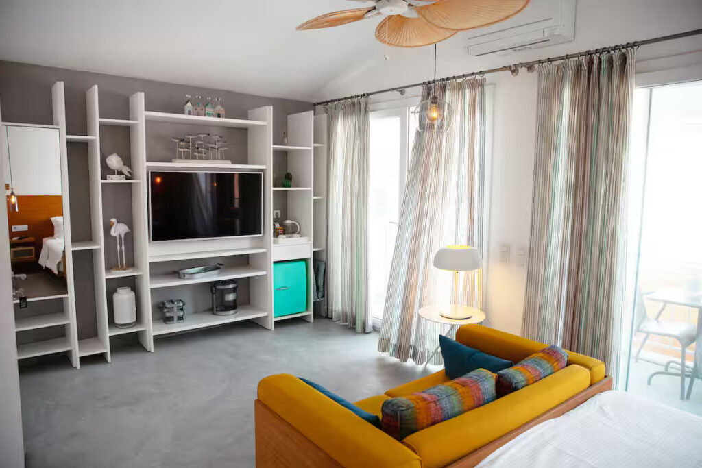 Comfort Tek Büyük Yataklı Oda