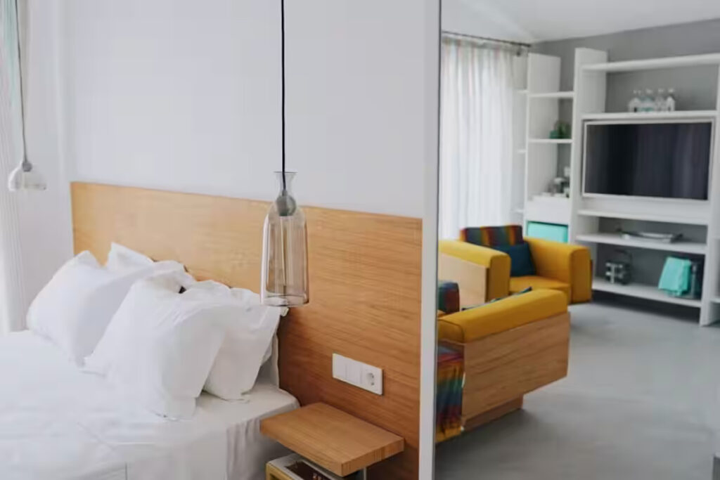 Comfort Tek Büyük Yataklı Oda