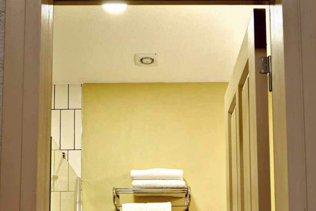 Deluxe Design Çift Kişilik Yatak