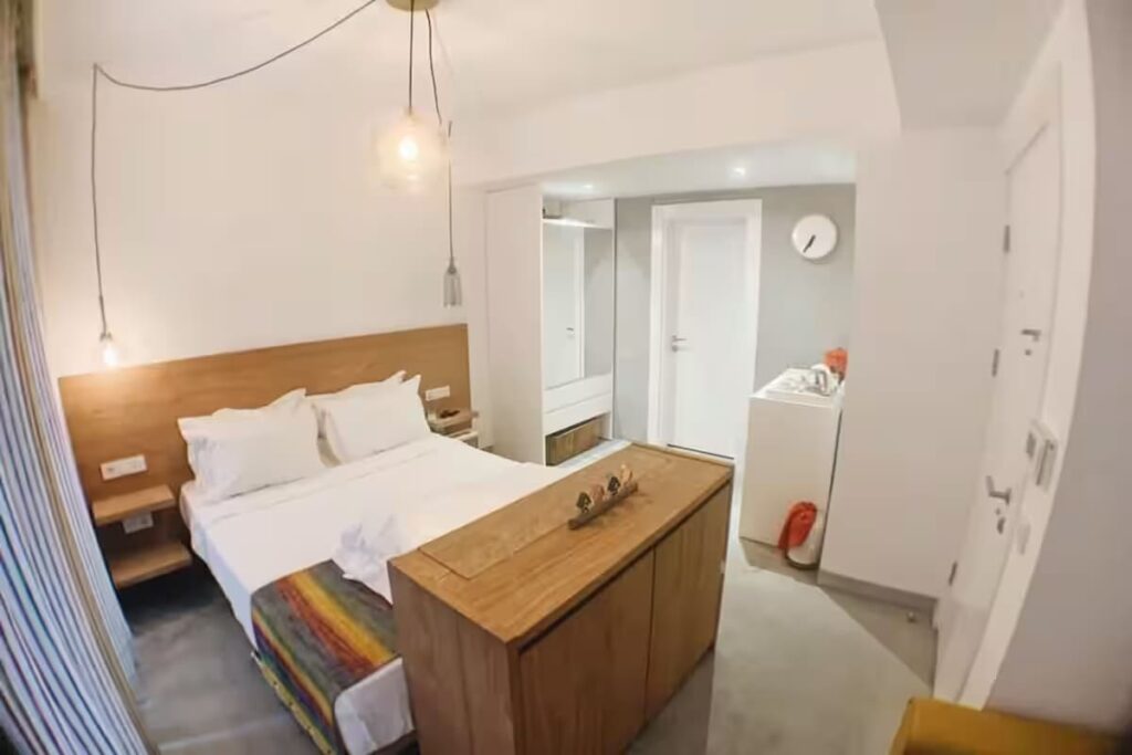 Comfort Econmy Tek Büyük Yataklı Oda Zemin Kat
